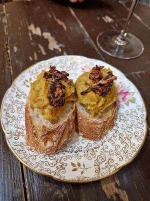 Crostini at Bacareto in Cardiff