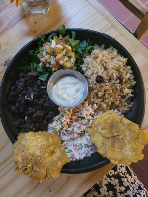 carribbean bowl, amazing! at Oh! Food in Envigado