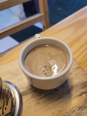 amazing chai latte with almond milk at Oh! Food in Envigado