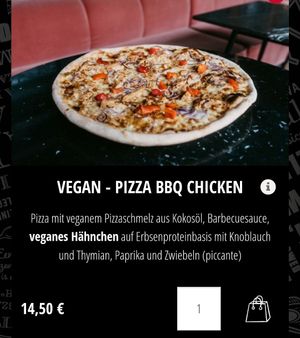 Pizza BBQ chicken #Veganuary at L'Osteria - Bleichenbrücke in Hamburg