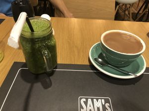 Smoothie & Hot chocolat  #Veganuary at Sam's Abidjan  in Abidjan