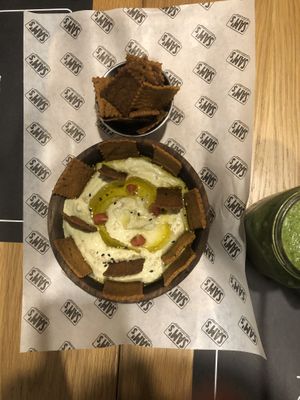 Hummus & crackers  #Veganuary at Sam's Abidjan  in Abidjan