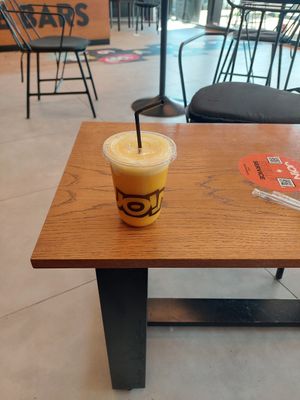 Orange lime ginger juice at JOIN Juice Bars - Katastima in Thessaloniki