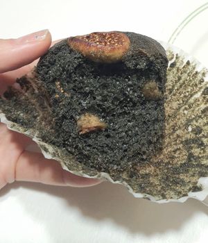 mugwort muffin - inside at So Unique 쏘유니크 비건랩 in Ansan