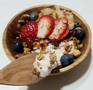 soy yogurt bowl - close-up at So Unique 쏘유니크 비건랩 in Ansan