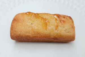 Yuzu financier  유자 휘낭시에 at Vegan Forest 비건 숲 in Ansan