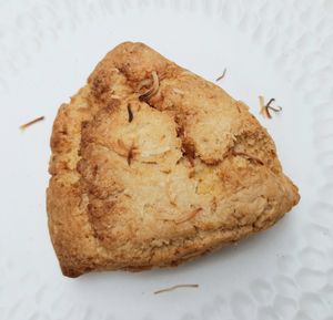 coconut scone at Laze Oven 레이즈오븐 in Ansan