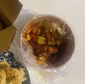 The sauce is pretty nice. I ate vegan fried chicken with salt like Korean style and also dip in this sauce  at Camouflage in Seoul