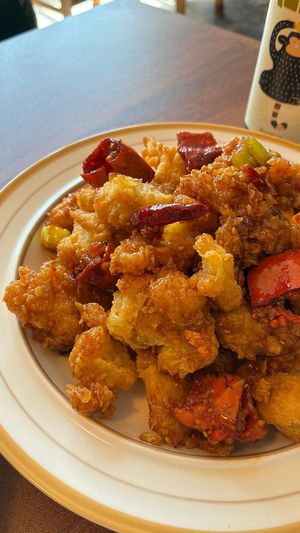 kungpao chicken (with peanuts, celery and chilli peppers) at Camouflage in Seoul