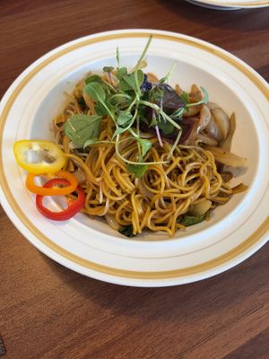 Lo mien  at Camouflage in Seoul