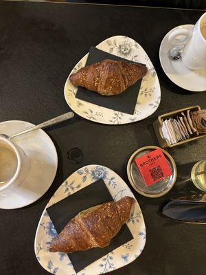   at The Brothers Cafè in Como