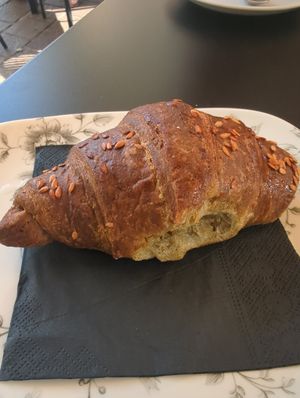  at The Brothers Cafè in Como