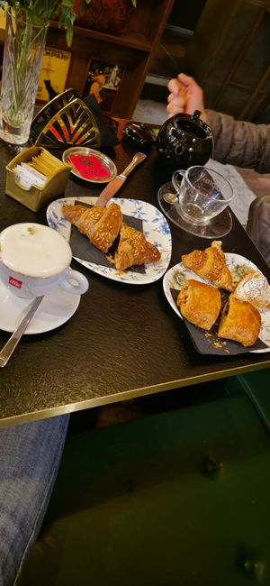 3 at The Brothers Cafè in Como