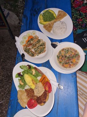 garlic bread + bowl + local dish (forgot the name) - all yummm #Veganuary at Heart & Soul Cafè  in Zanzibar