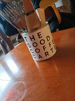 Knives and forks at Ushi's Coffee Corner in Glasgow