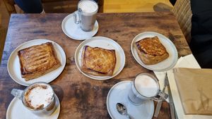 Vegan "Galettes de rois" with fabulous hot chocolat at L'Amandier  in Selestat