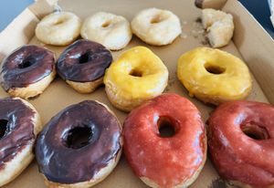 Glazed options  at Dough House Vegan Donuts in Black Mountain