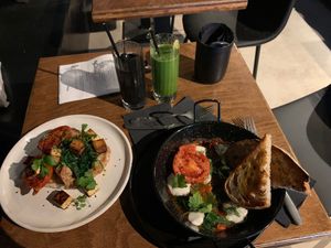 Both dishes and drinks  #Veganuary at Dareshack in Bristol