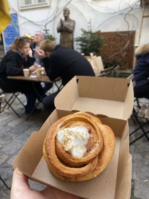   at Herr Schneck in Vienna