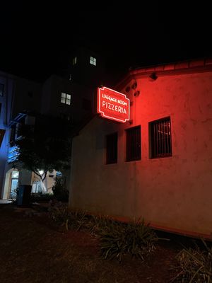 Outside  at The Luggage Room Pizzeria in Pasadena