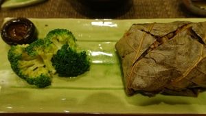 rice in lotus leaf at Honzen Cafe in Central Singapore