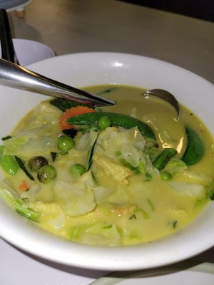 Green curry at Korn Restaurant in Koh Samet