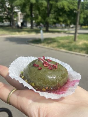 Raw pistachio and raspberry cake 🧁   at Housewife Detox Bar in Belgrade