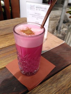Rote Beete Haferlatte at Querbeet in Alzenau