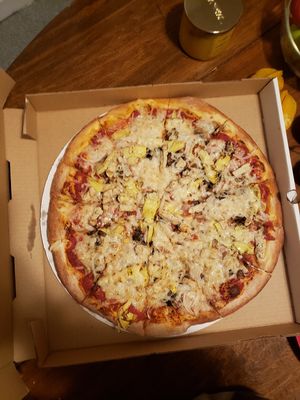 vegan mozz, vegan chicken, mushroom, onion, artichoke at JB's Pizza Parlor in Grand Rapids