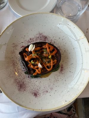 Melanzana su letto di crema di lenticchie e erbe di campo  at Polisena L'Altro Agriturismo in Pontida