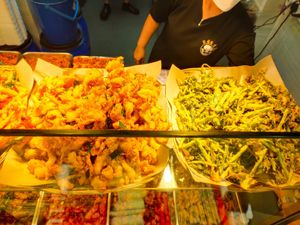 Dishes available at Ju Fu Yuan Vegetarian Delight 聚福缘素食 - Bedok North in East Singapore