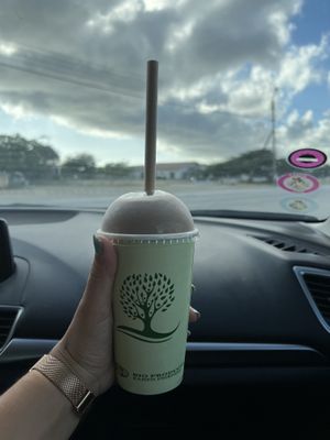 The smoothie (see how it’s filled all the way to the top).  at Mauchi Smoothies in Savaneta