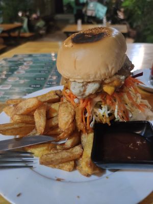 Vegan burger at Kebab & Falafel Time in Siem Reap