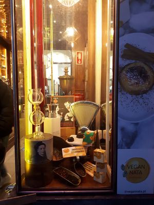 Front of the shop at Vegan Nata in Amadora