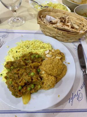 Lemon rice, baingan barta, broccoli masala, tandoori roti    at Haldi in Barcelona