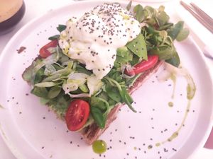 Vegan avocado toast at Donkey Breakfast in Thessaloniki