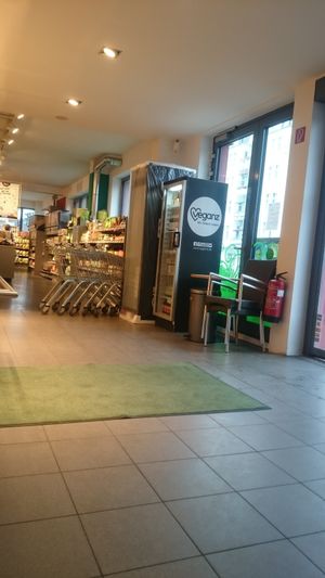 Inside at Veganz - Prenzlauer Berg in Berlin