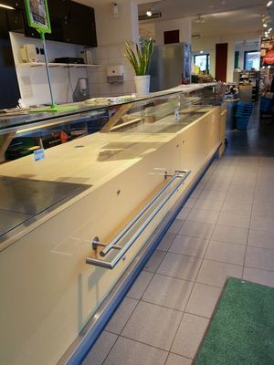 bad experience... don't look for fresh here.  at Veganz - Prenzlauer Berg in Berlin