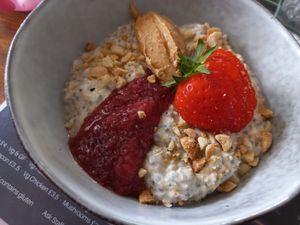 Overnight oats at T @ Hove in Hove