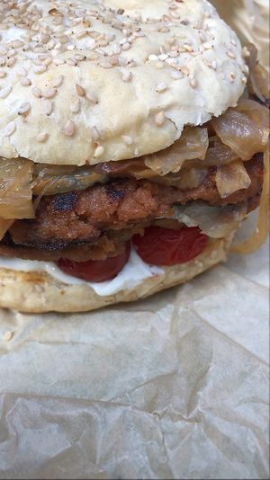 P-burger
Oat bread, double P-burger, roasted onions, cucumber, cherry confit tomatoes, P-Mayo e smoked provola cheese  at PLANTE Lab in Catania