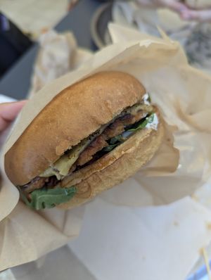 Classic burger at PLANTE Lab in Catania