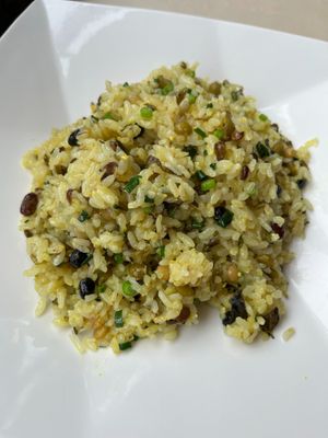 Vegan 10-Grain and Bean Fried Rice at Rontanshuka in Ninohe