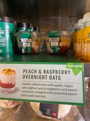Vegan overnight oats at Starbucks in Birmingham