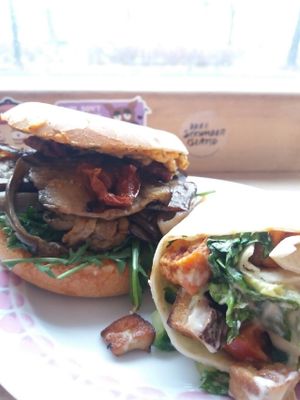 ceasar wrap and veggies bagel  at Goodies Berlin - Schivelbeiner Strasse 34 in Berlin