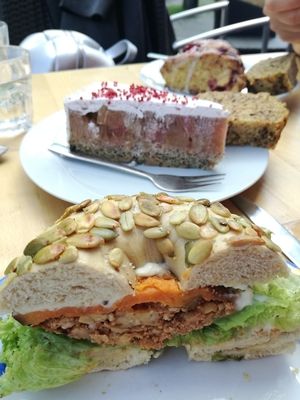 vegan fest at Goodies Berlin - Schivelbeiner Strasse 34 in Berlin