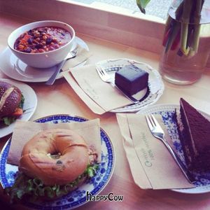 bagels. yes.  at Goodies Berlin - Schivelbeiner Strasse 34 in Berlin