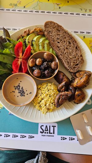  at Salt kafe in Antalya