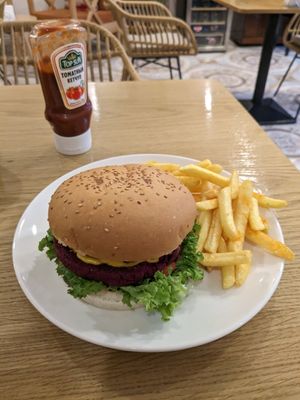 Double crispy burger at Future Diner in Yerevan