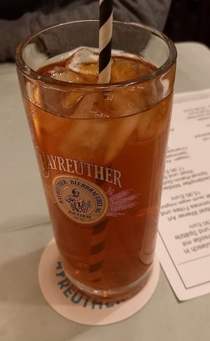 Hausgemachter Eistee at Gasthaus Die Laus in Bayreuth