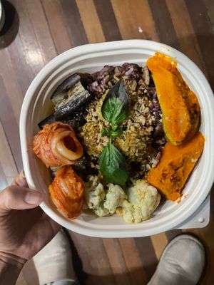 Omega 3 Power Bowl. A part of my meal plan from them. This was so good! The Thai Basil really complimented everything. And the pumpkin was perfect~ at Carrot & Cleaver  in Shanghai